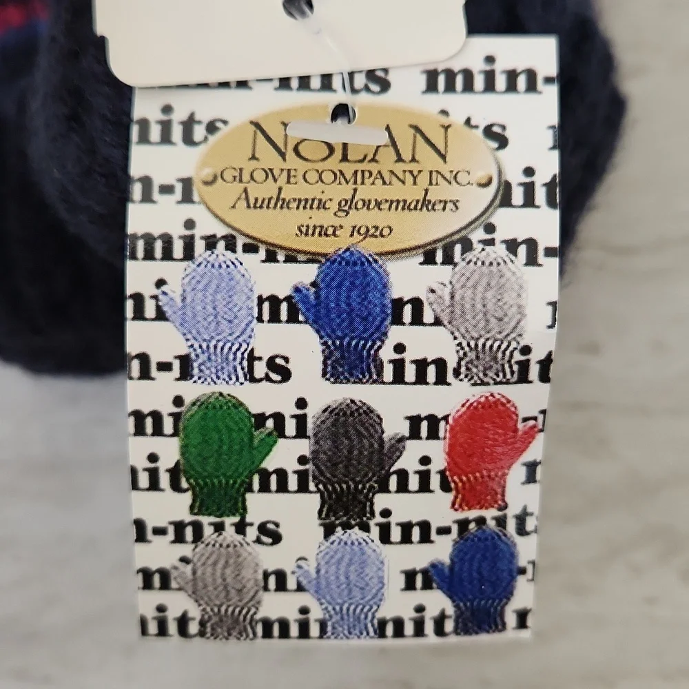 👶NWT Nolan Glove Company Inc. Blue and red striped knit mittens. Size Toddler.